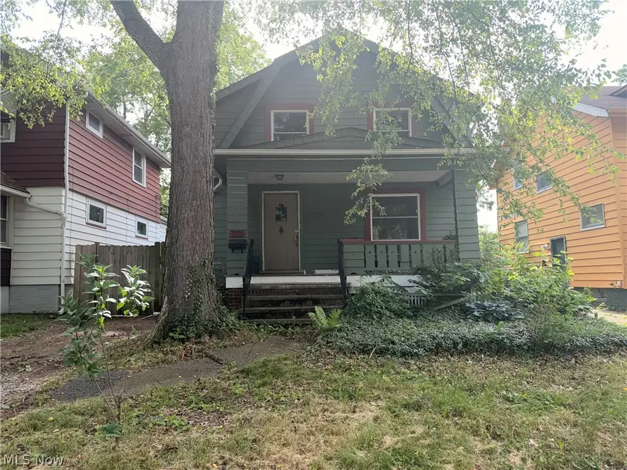 3370 W 136th Street, Cleveland, OH 44111 - #3