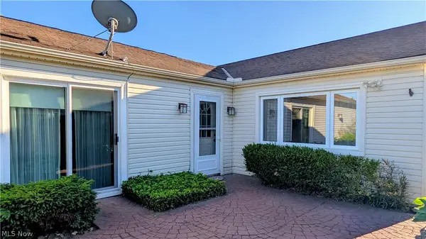 4842 Red Pine Way, North Ridgeville, OH 44039