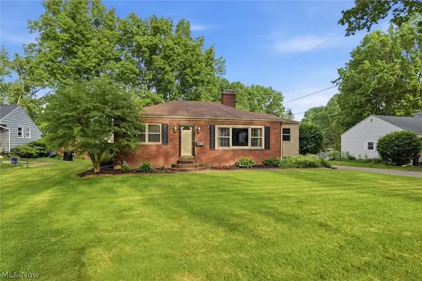 135 N Middle Street, Columbiana, OH 44408