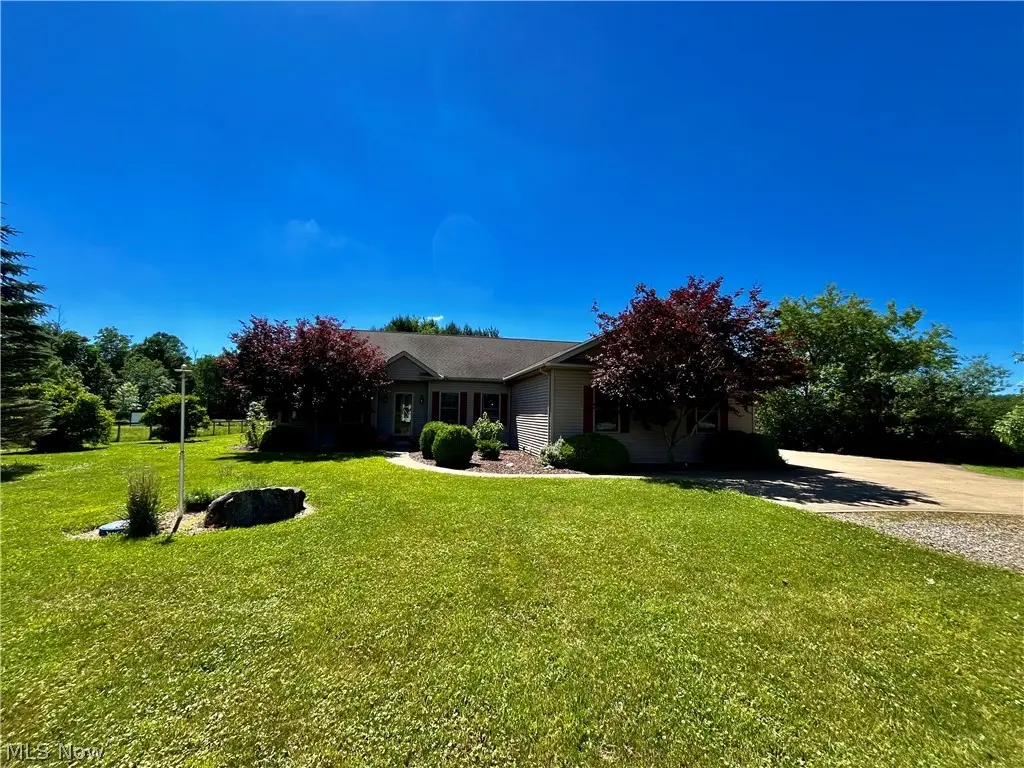 4842 Ridge Road, Wadsworth, OH 44281 - #1