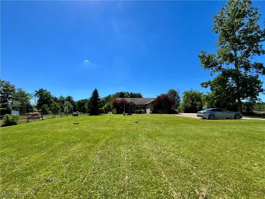 4842 Ridge Road, Wadsworth, OH 44281 - #2