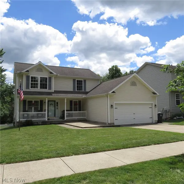 1934 Cherrywood Lane, Akron, OH 44312
