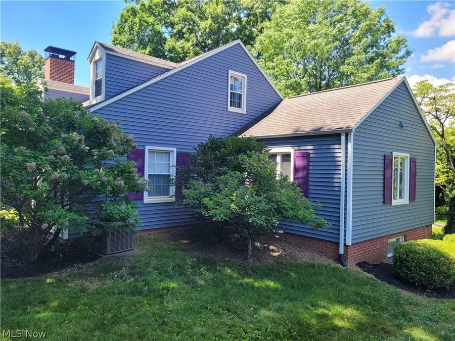1721 10th Ne Street, Massillon, OH 44646 - #2