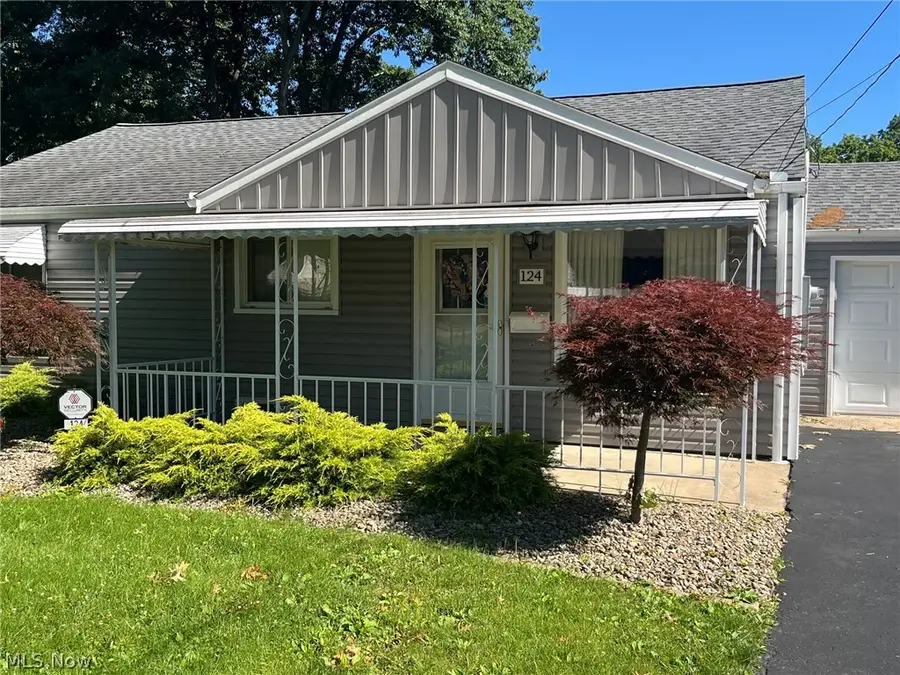 124 Aylesboro Avenue, Boardman, OH 44512 - #2