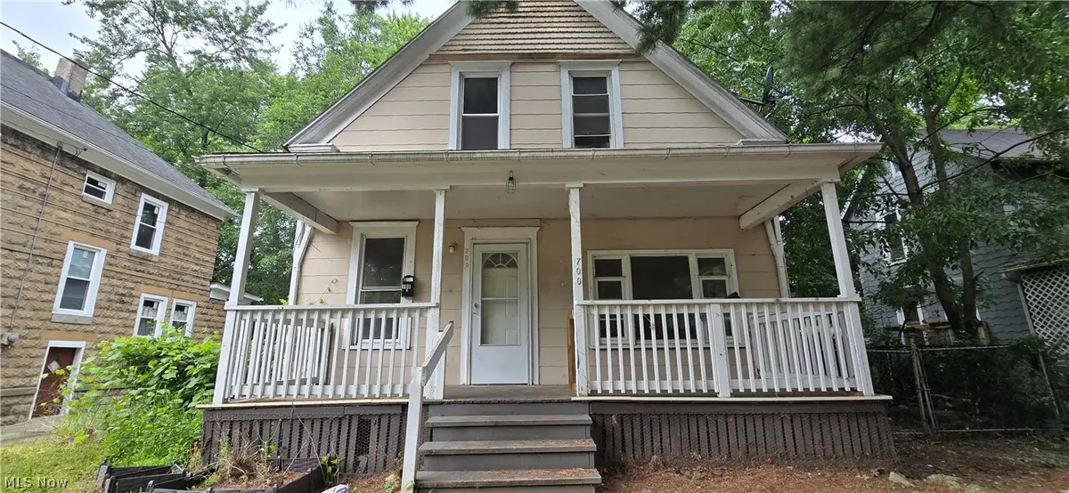 700 Carpenter Street, Akron, OH 44310 - #1
