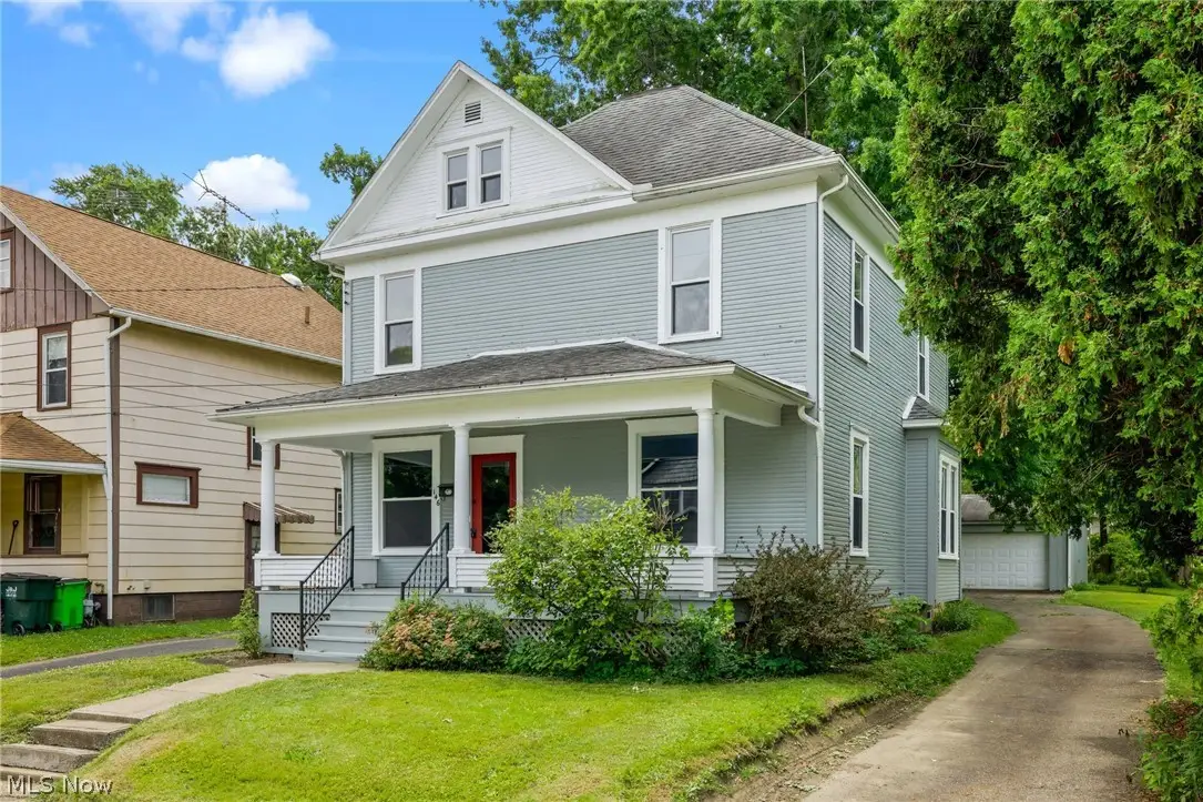 146 W Harrison Street, Alliance, OH 44601 - #1