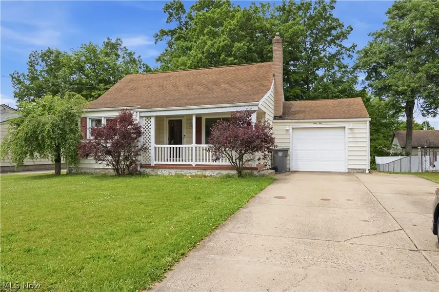 910 S Hazelwood Avenue, Youngstown, OH 44509 - #2