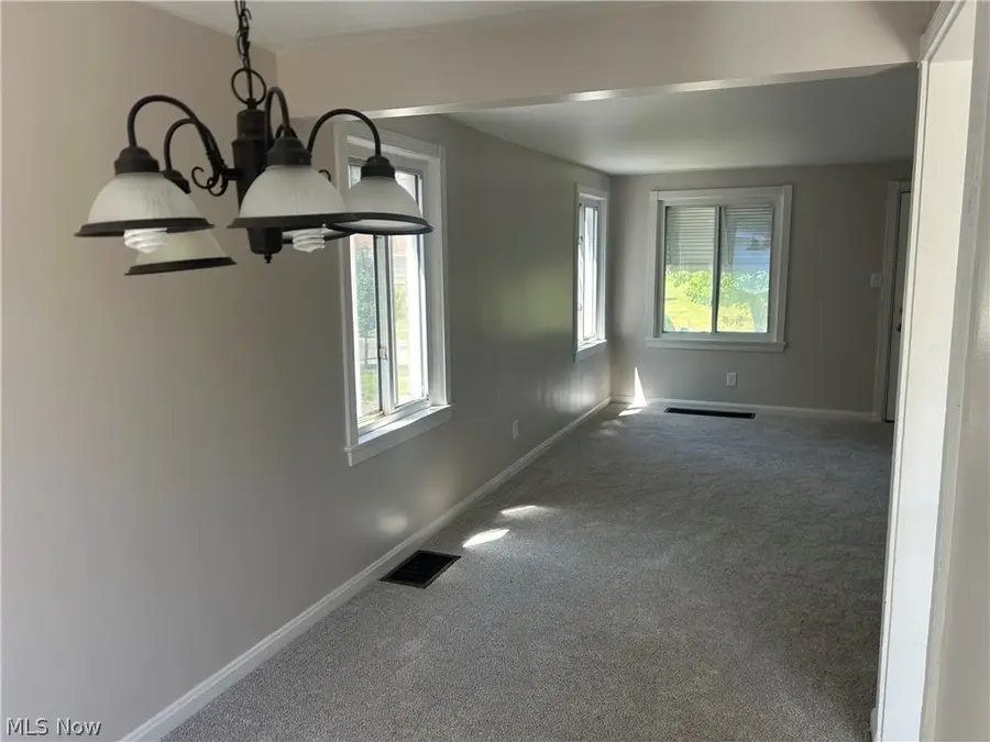 3383 Sutton Road, Shaker Heights, OH 44120 - #3