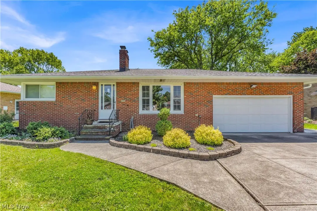 364 Cherry Lane, Seven Hills, OH 44131 - #1