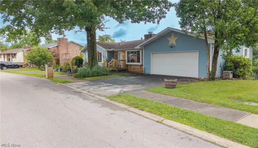 329 Wakefield Drive, Washington, WV 26181 - #2
