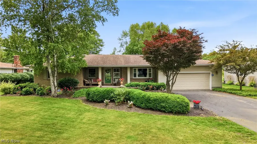 6511 Park Road, Leavittsburg, OH 44430 - #2