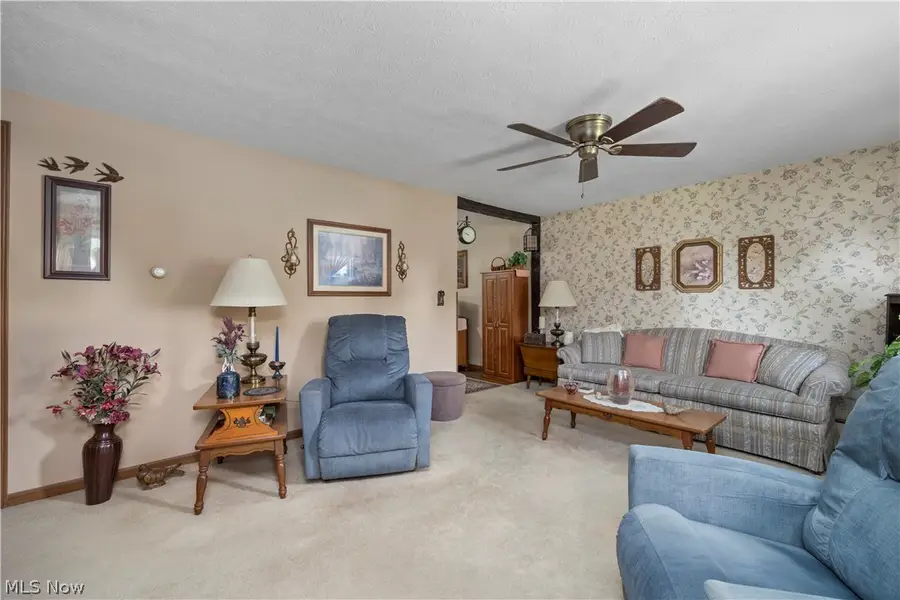 829 Delaware Avenue, Elyria, OH 44035 - #3