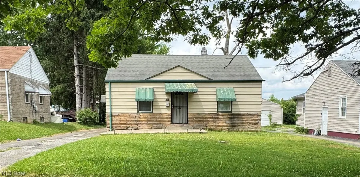 828 Marmion Avenue, Youngstown, OH 44502 - #1