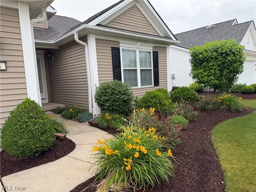 484 Water Pointe Lane, Brunswick, OH 44212 - #2