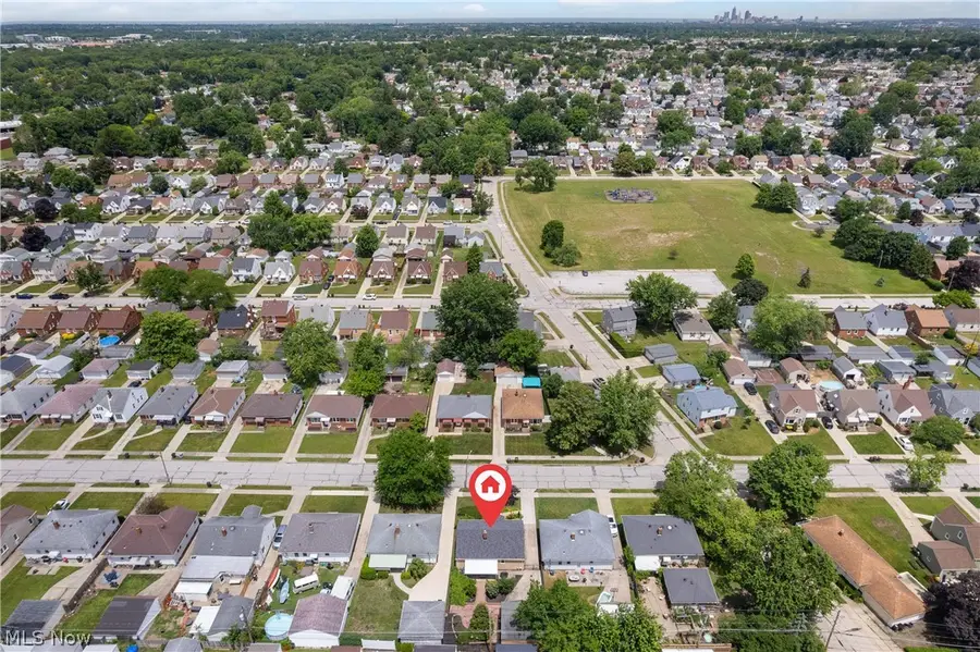 8123 Lanyard Drive, Parma, OH 44129 - #2