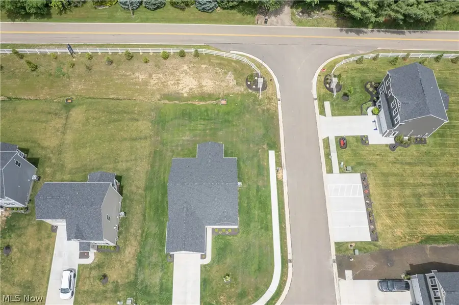 2655 Elkford Ne Circle, Canton, OH 44721 - #2