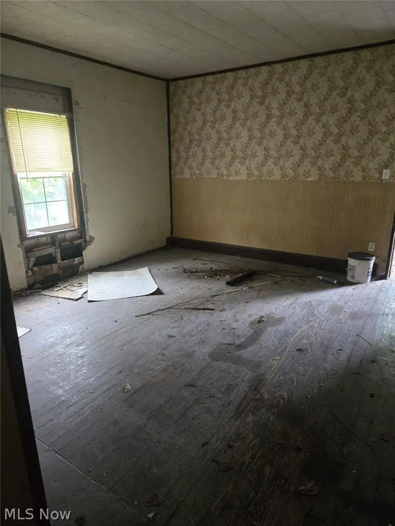 1209 N 8th Street, Martins Ferry, OH 43935 - #3