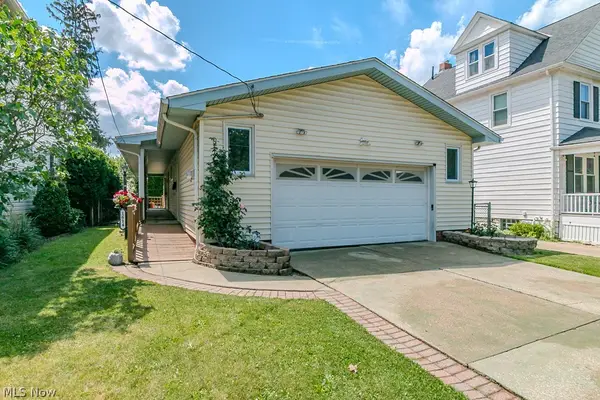 1614 Rosewood Avenue, Lakewood, OH 44107