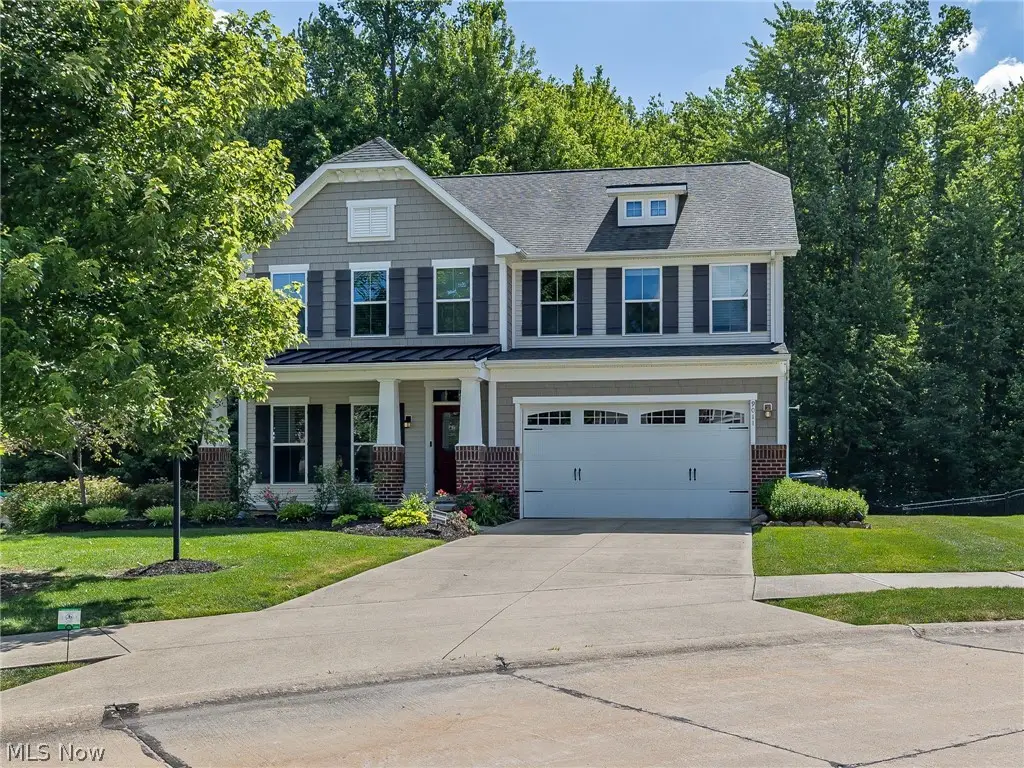 9011 Moss Pointe Circle, Olmsted, OH 44138 - #1