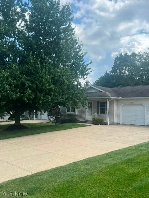 120 Thorn Way, Doylestown, OH 44230 - #1