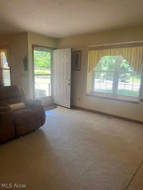 120 Thorn Way, Doylestown, OH 44230 - #3
