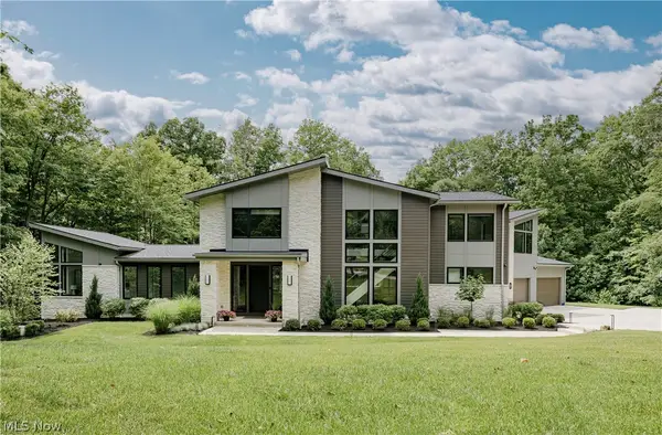8070 Tulip Lane, Chagrin Falls, OH 44023