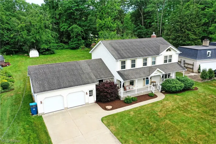 8930 Echo Lake Ne Drive, Warren, OH 44484 - #3