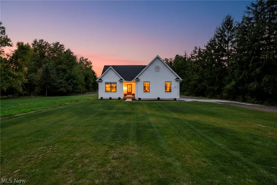27261 Cook Road, Olmsted, OH 44138 - #2