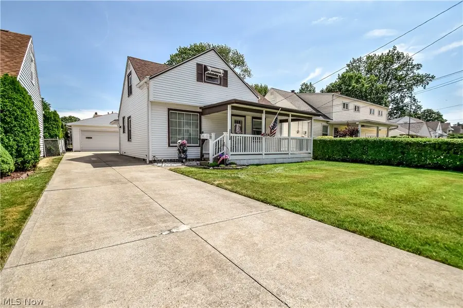 30104 Phillips Avenue, Wickliffe, OH 44092 - #2