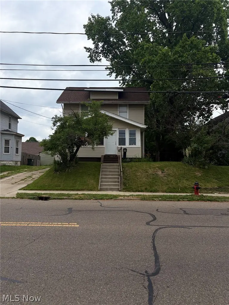 2815 11th Sw Street, Canton, OH 44710 - #1