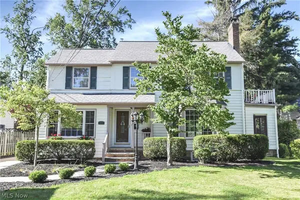 28302 W Oviatt Road, Bay Village, OH 44140