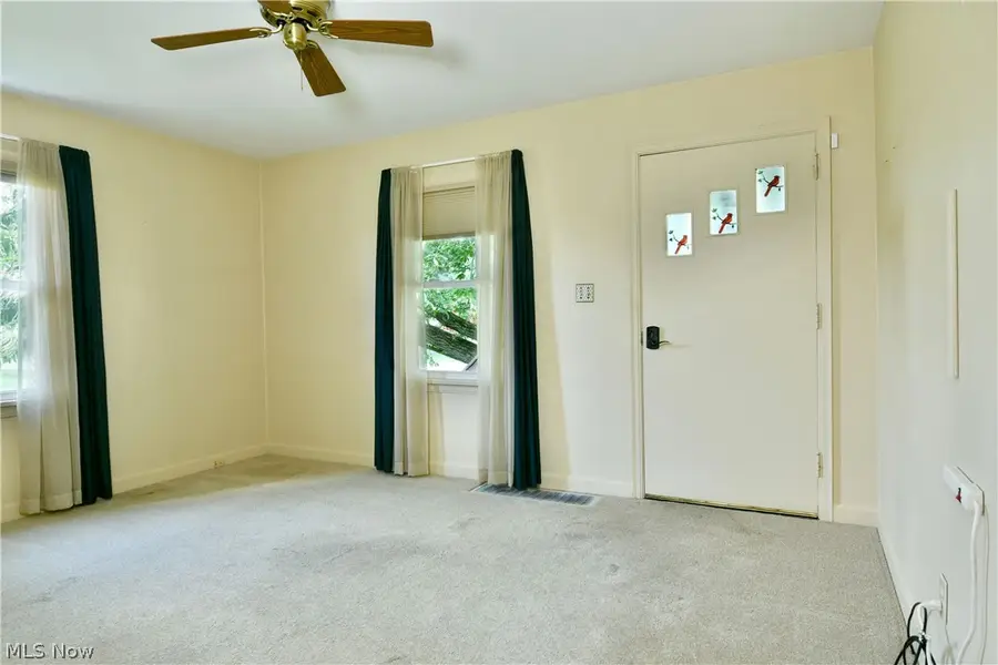 1406 Mazda Ne Avenue, Warren, OH 44483 - #3