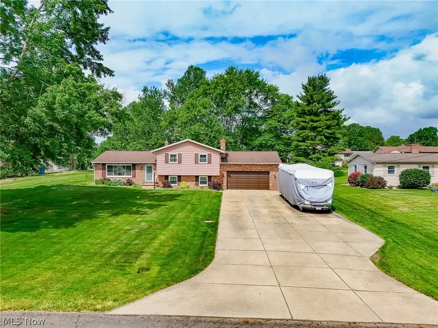 5862 Canterbury Road, New Franklin, OH 44319 - #3