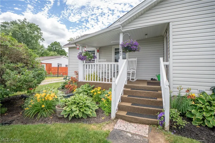 8242-8244 Navarre Sw Road, Massillon, OH 44646 - #2