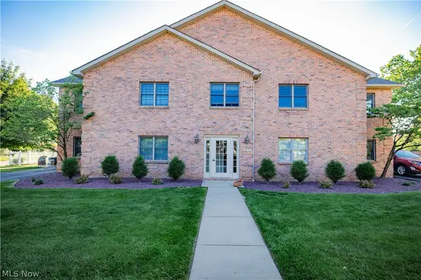 1852 Massachusetts Avenue #8, Poland, OH 44514