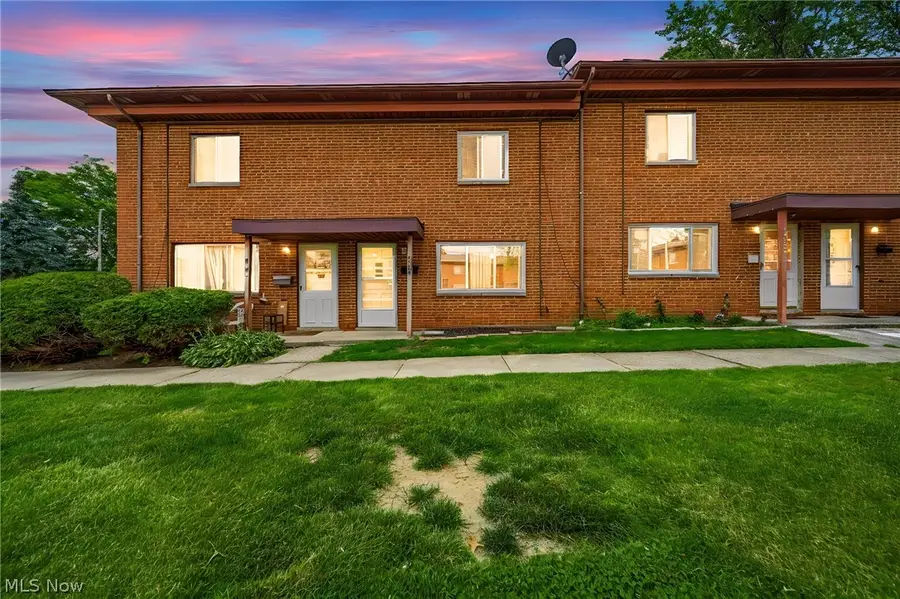 1694 Ridgewick Drive, Wickliffe, OH 44092 - #2