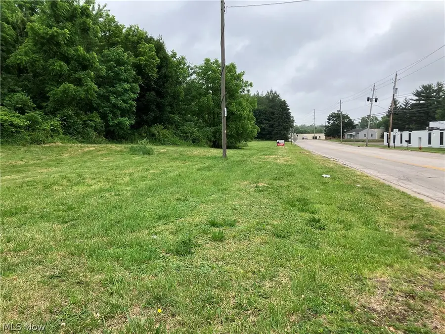130 S Thomas Road, Tallmadge, OH 44278 - #3