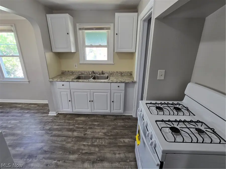 10312 Plymouth Avenue, Garfield Heights, OH 44125 - #3