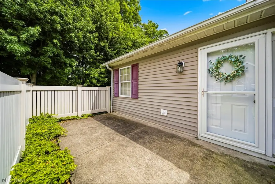 7576 Monterey Bay #5, Mentor On The Lake, OH 44060 - #3