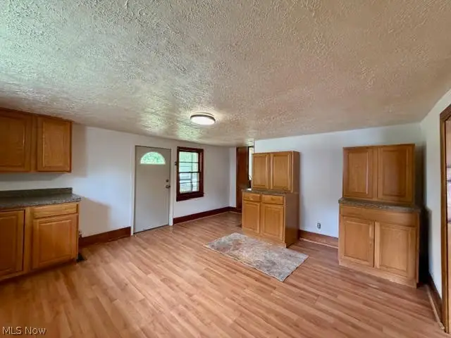 5649 Park Road, Leavittsburg, OH 44430 - #3