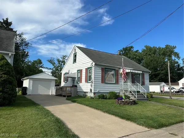 1061 Bell Avenue, Elyria, OH 44035