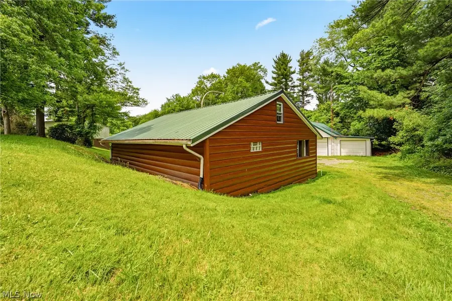6251 Breezehill Sw Road, East Sparta, OH 44626 - #3