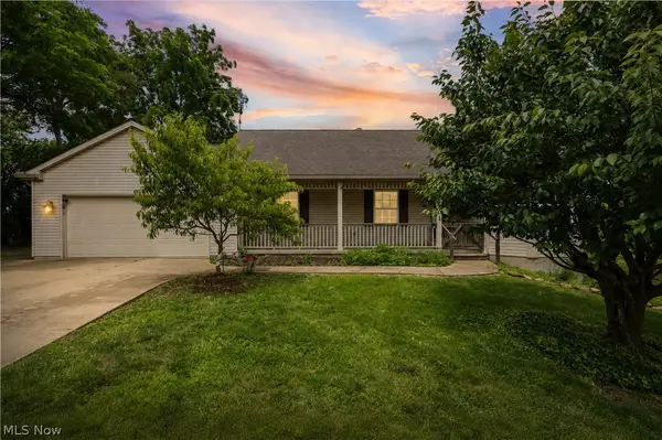 1701 Woods Road, Akron, OH 44306