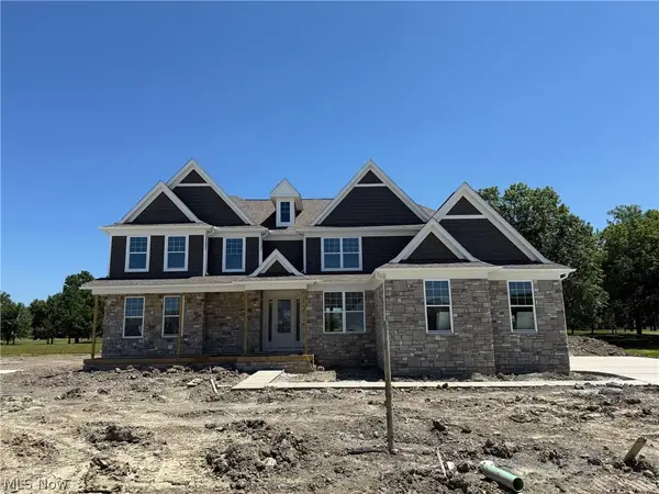 32585 Royal Troon Drive, Avon Lake, OH 44012