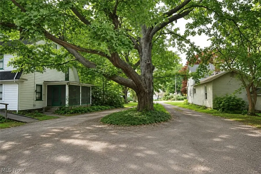9030 Lake Shore Boulevard, Mentor, OH 44060 - #3