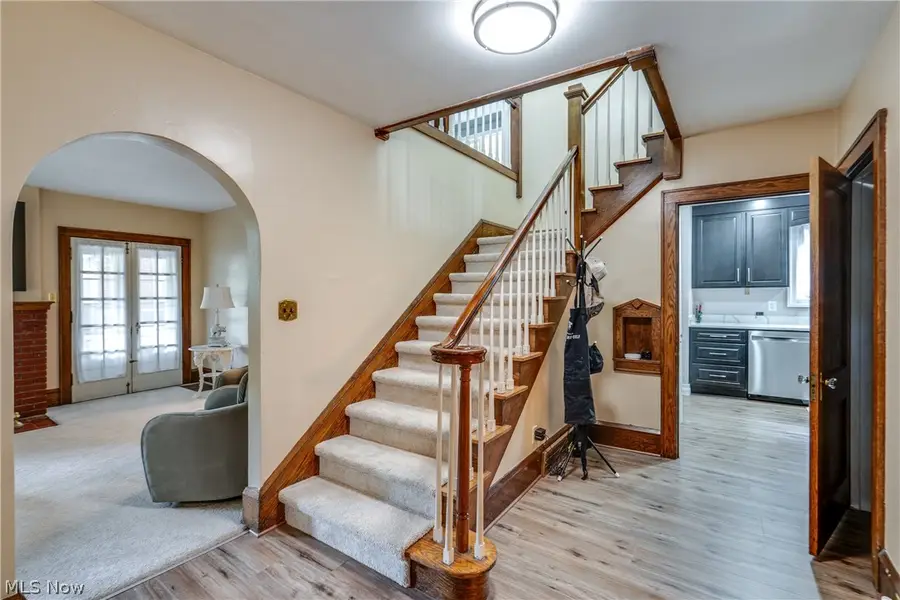 608 25th Nw Street, Canton, OH 44709 - #3