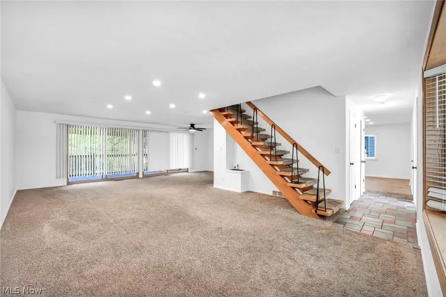 4915 Fairlawn Road, Lyndhurst, OH 44124 - #2
