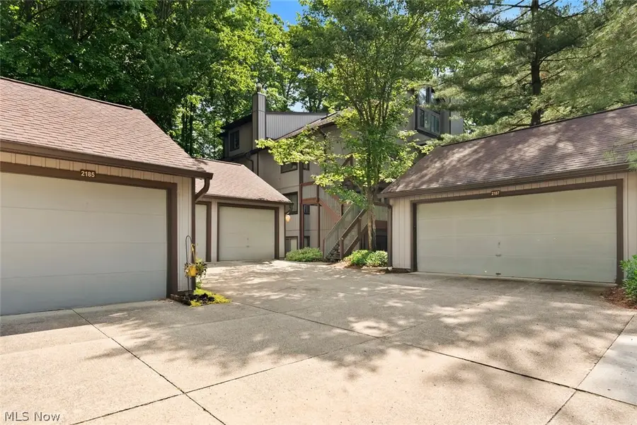 2189 Pinebrook Trail, Cuyahoga Falls, OH 44223 - #3