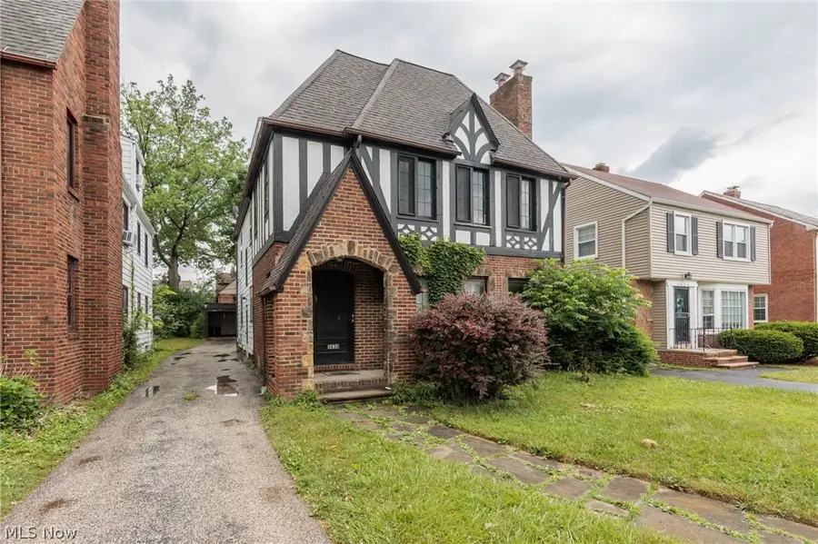 3638 Lynnfield Road, Shaker Heights, OH 44122 - #2