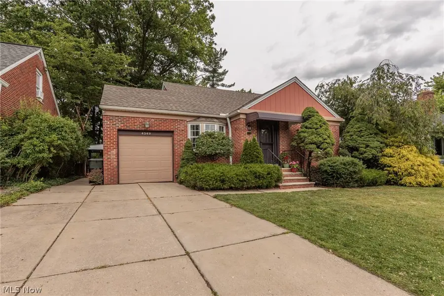 4549 Golfway Road, South Euclid, OH 44121 - #3